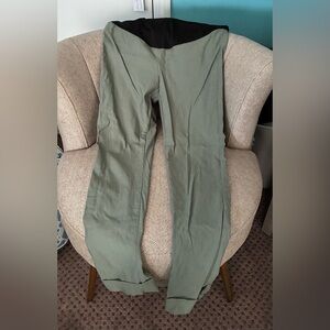 Fia Maternity Cuffed
Straight Trouser